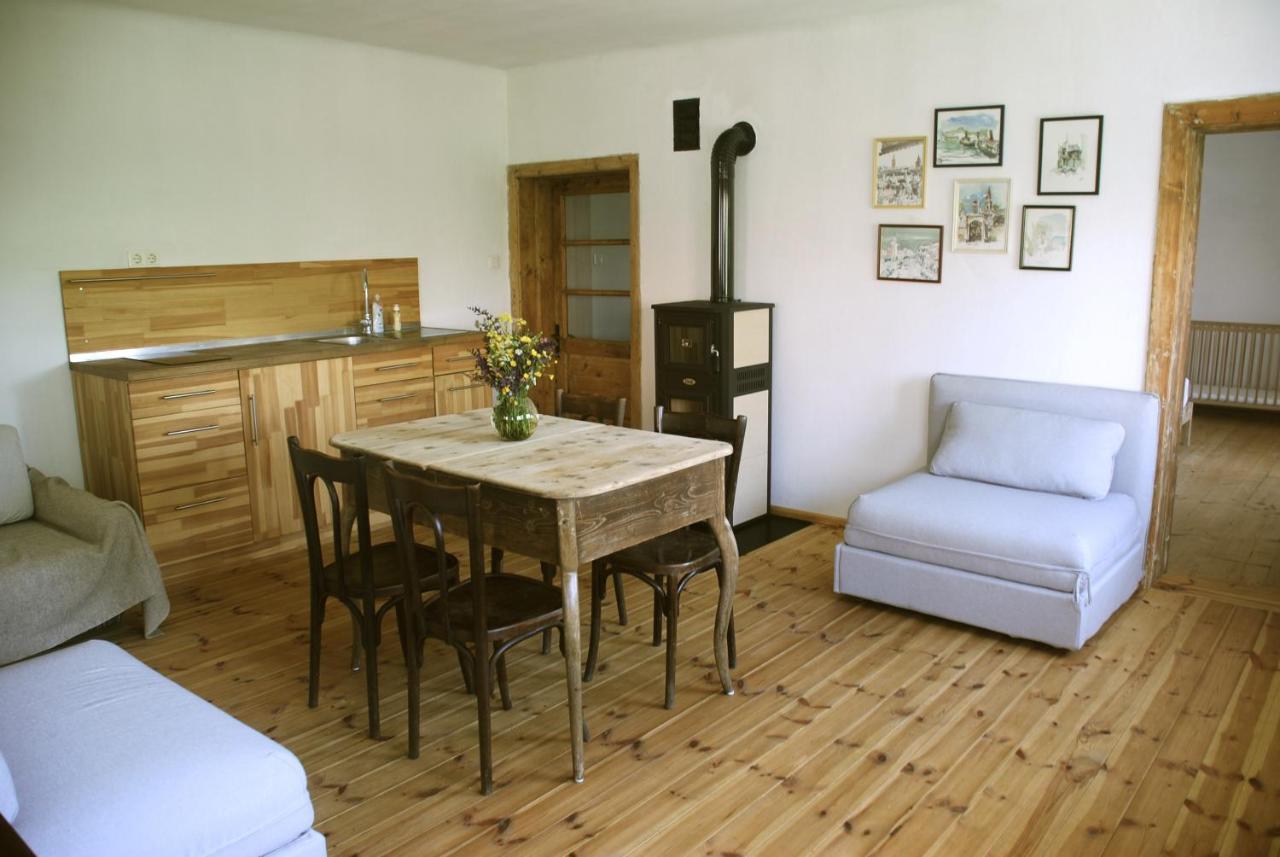 Birdsong Cottage - Peaceful Country Retreat Pauleni-Ciuc Bagian luar foto